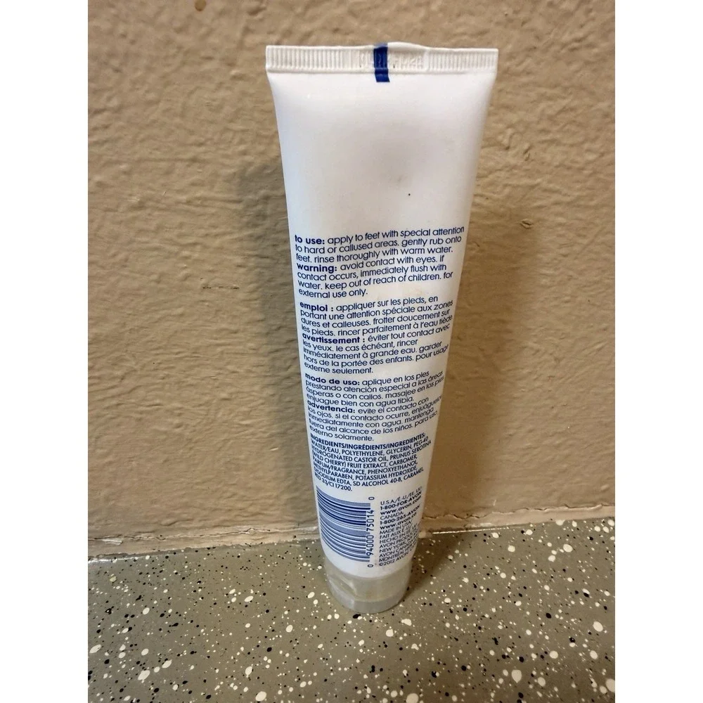 Avon Foot Works‎ Beautiful  Cherry Ice Exfoliating Scrub 3.4 oz.